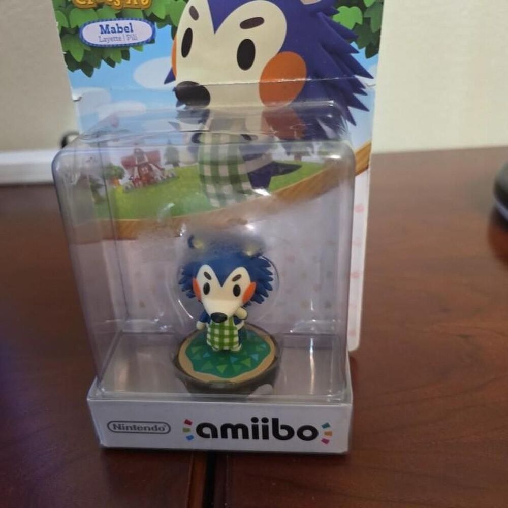 Nintendo Animal Crossing Mabel amiibo figure